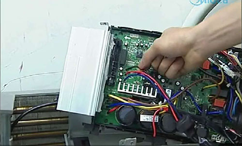 汕头市美的空调电话是多少